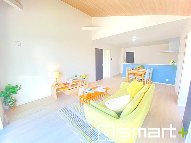 〜家具の配置がしやすい間取〜 ・ＬＤＫはリビングとダイニングの境目が分かりやすくなっており、家具の配置がしやすい造り。 ・どんなインテリアにするか考えるだけでも楽しくなりますね。 