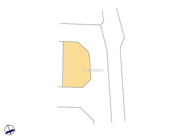 〜開放感溢れる三方角地〜 ・三方向に開ける角地の立地の為、開放感の溢れる造りで窮屈さがありません。 ・周囲の建物が一方向にしかないのでで、陽当りも良好な明るいお住まいです。 