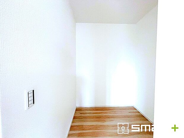 〜「フリースペース」のあるプラン〜 ・その名の通りご自由に使える「フリースペース」をご用意。 ・テレワークスペースとして、物置として、など様々な用途にご利用いただけます。