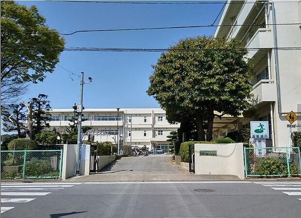 第三小学校（1200m）