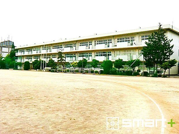 川間中学校(1900m)