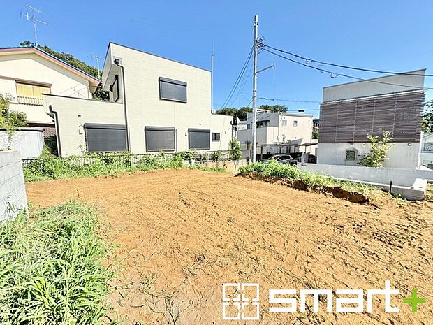 〜完成物件もご案内可能〜 ・ご案内時には実際の立地に加え、同メーカー・同仕様の完成物件もご案内可能です。 ・ぜひ現地と建物をご覧いただき、具体的にイメージしてみてくださいませ。