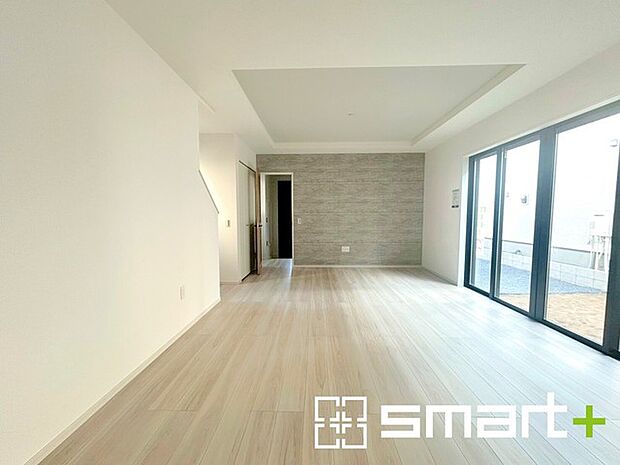 〜家具の配置がしやすい間取〜 ・ＬＤＫはリビングとダイニングの境目が分かりやすくなっており、家具の配置がしやすい造り。 ・どんなインテリアにするか考えるだけでも楽しくなりますね。 