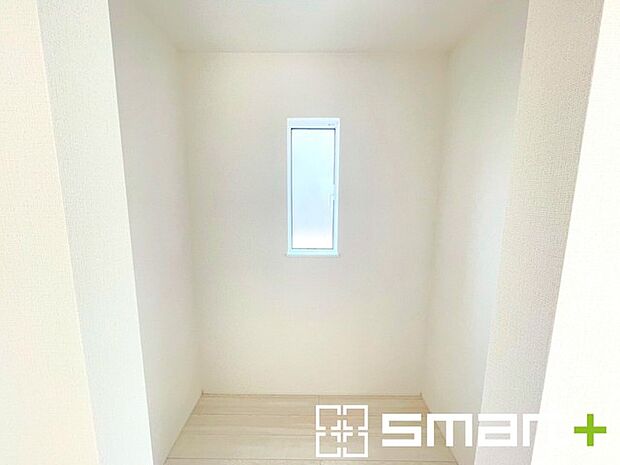 〜「フリースペース」のあるプラン〜 ・その名の通りご自由に使える「フリースペース」をご用意。 ・テレワークスペースとして、物置として、など様々な用途にご利用いただけます。