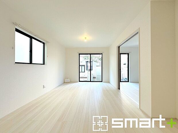 ~家具の配置がしやすい間取~ ・LDKはリビングとダイニングの境目が分かりやすくなっており、家具の配置がしやすい造り。 ・どんなインテリアにするか考えるだけでも楽しくなりますね。