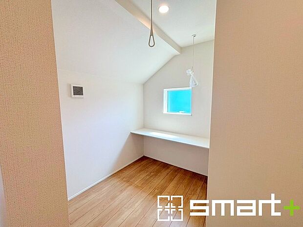 ~あると便利なユーティリティ~ ・家事や趣味のお部屋、キッズスペースにも最適なユーティリティスペース付き。追加の収納としてもお使いいただけます。