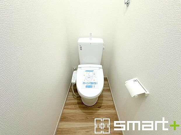 〜やはり便利なタンク式トイレ〜 ・最近はタンクレストイレもございますが、タンク式の場合は停電時もお水を流すことが可能。 ・故障時なども比較的費用が安くなるなど、メリットが多くなります。 