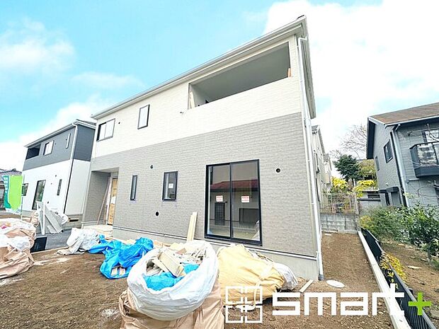 〜完成物件もご案内可能〜 ・ご案内時には実際の立地に加え、同メーカー・同仕様の完成物件もご案内可能です。 ・ぜひ現地と建物をご覧いただき、具体的にイメージしてみてくださいませ。