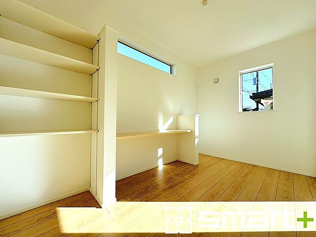 ~1階独立型の洋室~ ・リビングと隣接していないので独立した居室としてご利用可能です。 ・ゲストルームにもピッタリですね。