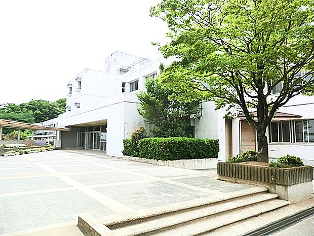 木間ヶ瀬中学校(2500m)