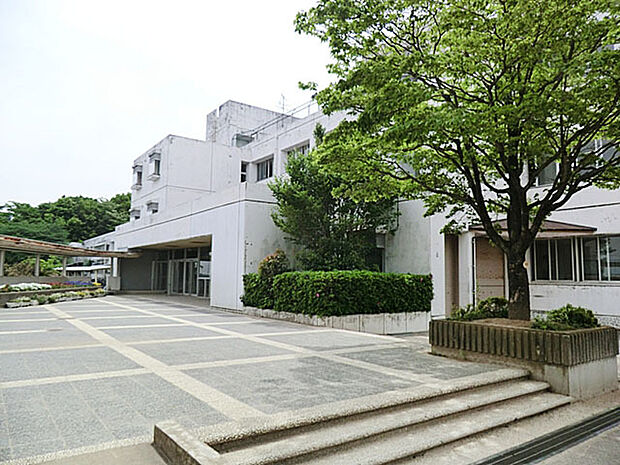 木間ケ瀬中学校(2500m)