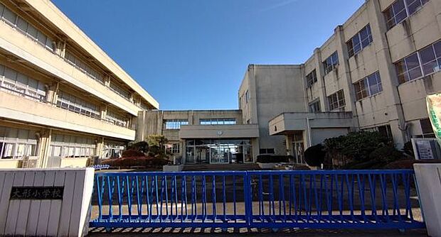 大形小学校（2010m）