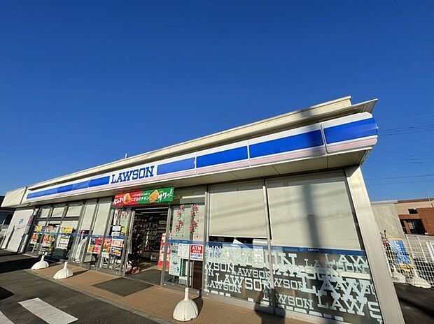 ローソンつくば小茎店（1100m）