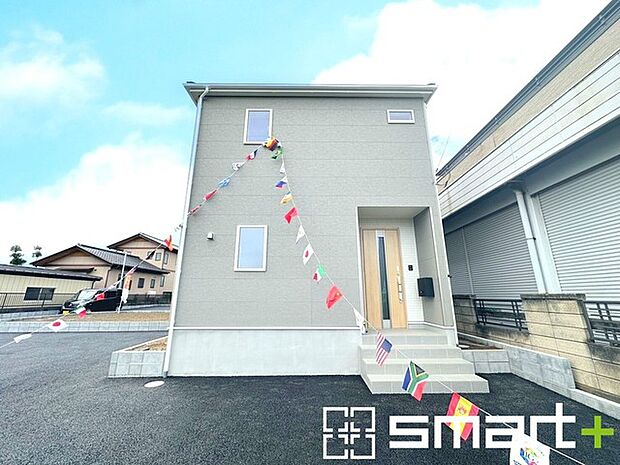 〜ご家族を守る「耐震等級3」〜 ・住宅性能評価において「耐震等級3」を取得。地震に強い家であることが証明されております。 ・倒壊の恐れが低くなりますので、地震保険が半額になるメリットも。