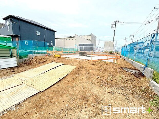 〜ご家族を守る「耐震等級3」〜 ・住宅性能評価において「耐震等級3」を取得。地震に強い家であることが証明されております。 ・倒壊の恐れが低くなりますので、地震保険が半額になるメリットも。 