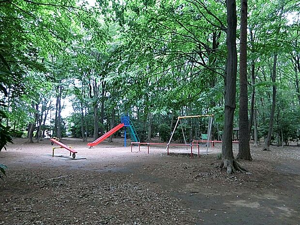 松ヶ丘ふるさと公園(450m)