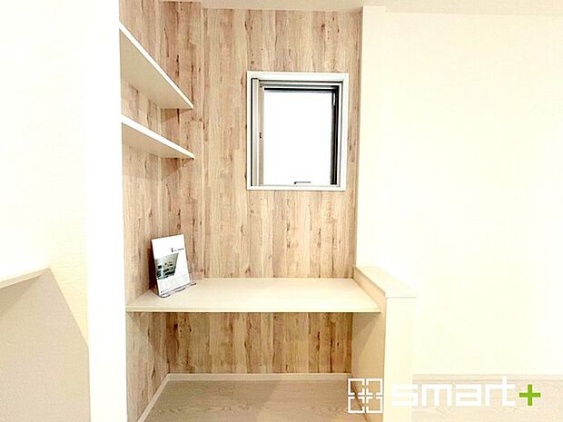 〜スタディカウンターをご用意〜 ・テレワークスペースとして、お子様の勉強スペースとして、家事スペースとして、など様々な使い方のできるスタディカウンターをご用意。