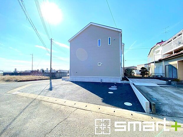 ～周辺環境もご案内いたします～ ・建物自体ももちろん大切ですが、暮らしていく上でとても大切な周辺環境。 ・ご見学時に周辺環境も併せてご案内させていただきますので、お気軽にご相談ください。 