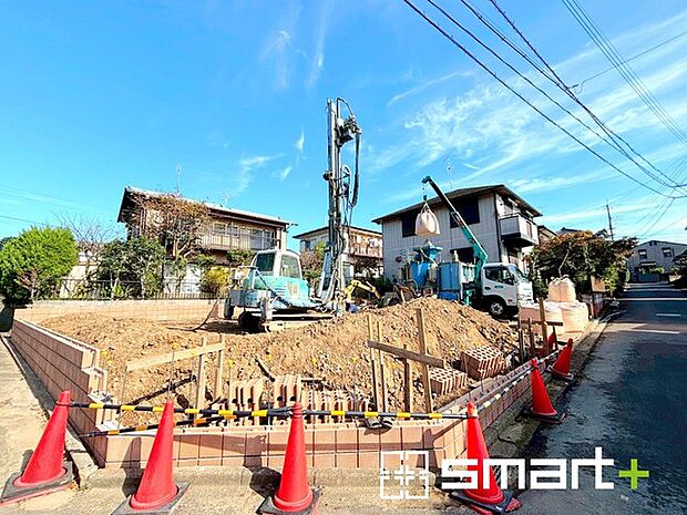 〜風にも強い強靭な建物〜 ・住宅性能評価において「耐風等級2」を取得。 ・大型の台風など暴風にも耐える、強靭な建物となっております。 