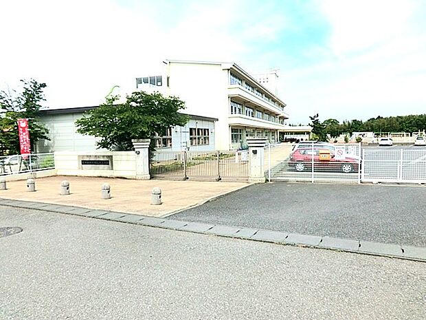 城ノ内小学校（1060m）