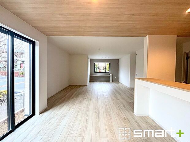 ~家具の配置がしやすい間取~ ・LDKはリビングとダイニングの境目が分かりやすくなっており、家具の配置がしやすい造り。 ・どんなインテリアにするか考えるだけでも楽しくなりますね。