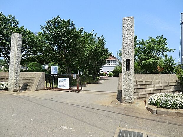 茎崎第二小学校　（1900m）