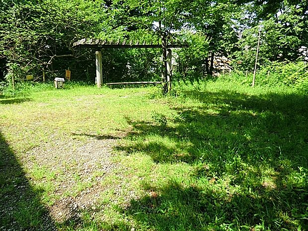 西佐津間公園（500m）