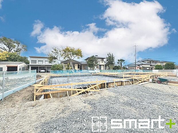 〜完成物件もご案内可能〜 ・ご案内時には実際の立地に加え、同メーカー・同仕様の完成物件もご案内可能です。 ・ぜひ現地と建物をご覧いただき、具体的にイメージしてみてくださいませ。 