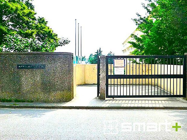 栗ケ沢中学校(450m)