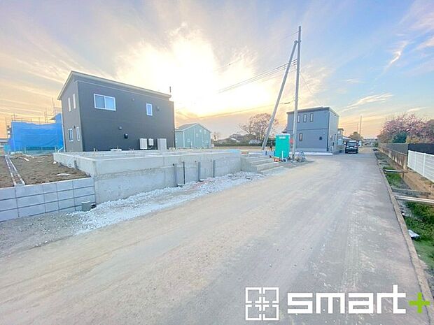 〜周辺環境もご案内いたします〜 ・建物自体ももちろん大切ですが、暮らしていく上でとても大切な周辺環境。 ・ご見学時に周辺環境も併せてご案内させていただきますので、お気軽にご相談ください。