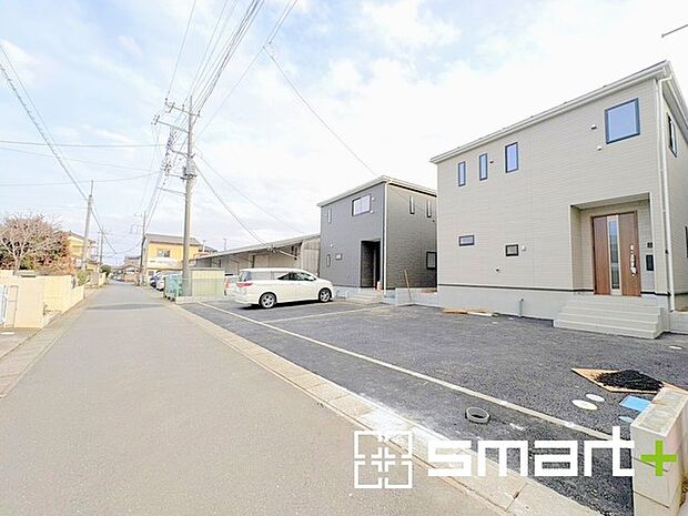 ~資金計画もお任せください~ ・ご見学はもちろん、住宅ローンなど資金面のご相談だけでもお気軽にどうぞ。 ・プロのアドバイザーがお客様にとって最適なプランをご提案させていただきます。