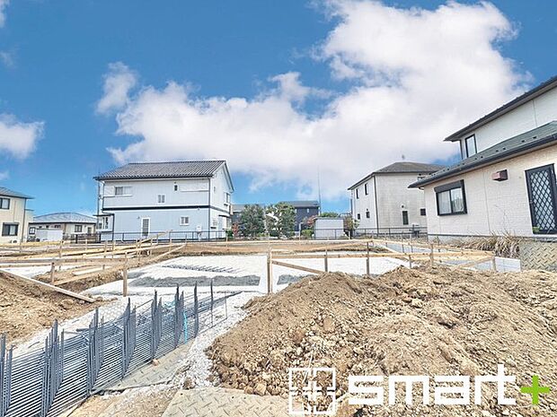 〜完成物件もご案内可能〜 ・ご案内時には実際の立地に加え、同メーカー・同仕様の完成物件もご案内可能です。 ・ぜひ現地と建物をご覧いただき、具体的にイメージしてみてくださいませ。