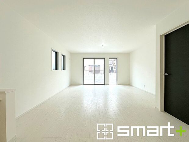 〜家具の配置がしやすい間取〜 ・LDKはリビングとダイニングの境目が分かりやすくなっており、家具の配置がしやすい造り。 ・どんなインテリアにするか考えるだけでも楽しくなりますね。