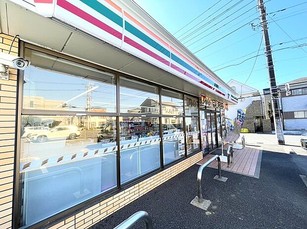 セブンイレブン　流山東初石3丁目店（700m）