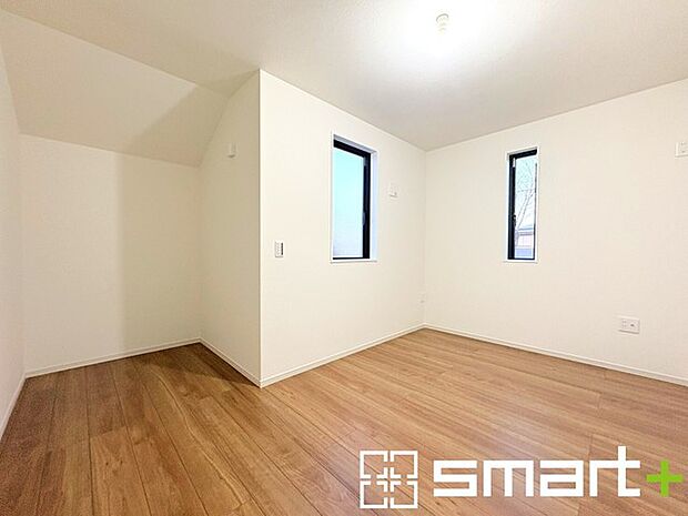 〜ウォークインクローゼットのあるお部屋〜 ・人気のウォークインクローゼットをご用意。季節物や趣味の道具などもスッキリと収納が可能です。 ・最近流行りの収納術などもぜひご活用くださいませ。 