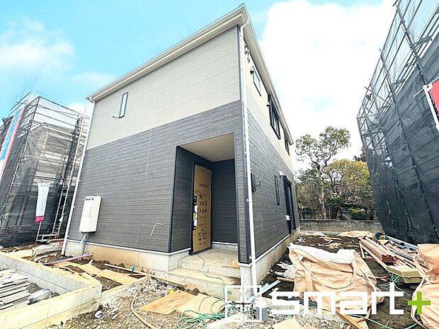 ~ご家族を守る「耐震等級3」~ ・住宅性能評価において「耐震等級3」を取得。地震に強い家であることが証明されております。 ・倒壊の恐れが低くなりますので、地震保険が半額になるメリットも。