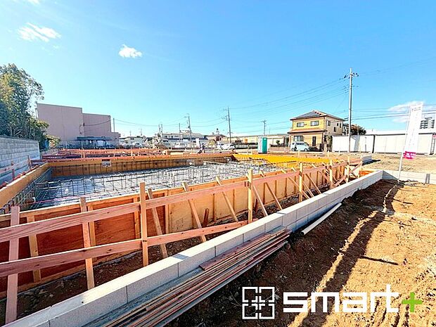 〜風にも強い強靭な建物〜 ・住宅性能評価において「耐風等級2」を取得。 ・大型の台風など暴風にも耐える、強靭な建物となっております。 