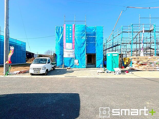 〜風にも強い強靭な建物〜 ・住宅性能評価において「耐風等級2」を取得。 ・大型の台風など暴風にも耐える、強靭な建物となっております。 