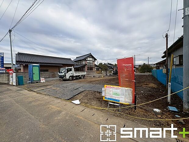 ～資金計画もお任せください～ ・ご見学はもちろん、住宅ローンなど資金面のご相談だけでもお気軽にどうぞ。 ・プロのアドバイザーがお客様にとって最適なプランをご提案させていただきます。 