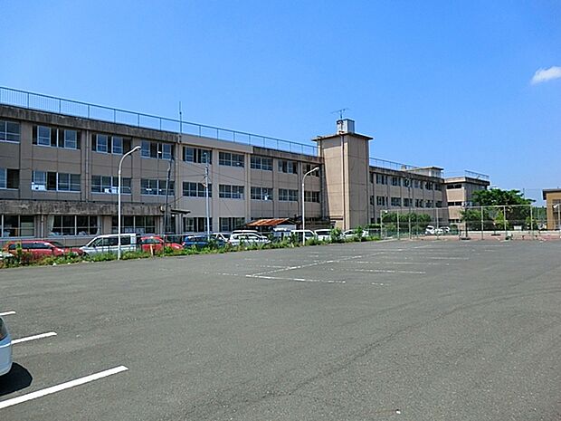 都和小学校（660m）
