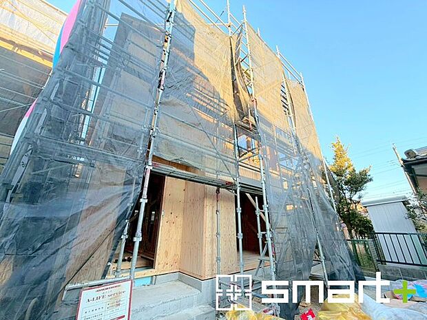 ~ご家族を守る「耐震等級3」~ ・住宅性能評価において「耐震等級3」を取得。地震に強い家であることが証明されております。 ・倒壊の恐れが低くなりますので、地震保険が半額になるメリットも。