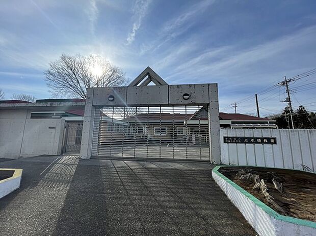 岩木幼稚園（1100m）