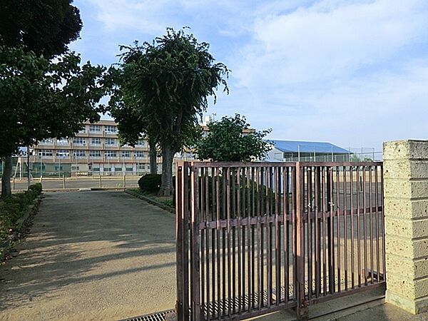 土浦第四中学校（230m）