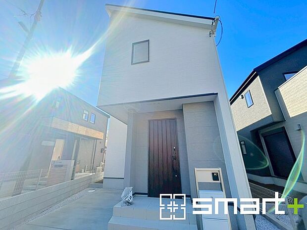 ~ご家族を守る「耐震等級3」~ ・住宅性能評価において「耐震等級3」を取得。地震に強い家であることが証明されております。 ・倒壊の恐れが低くなりますので、地震保険が半額になるメリットも。