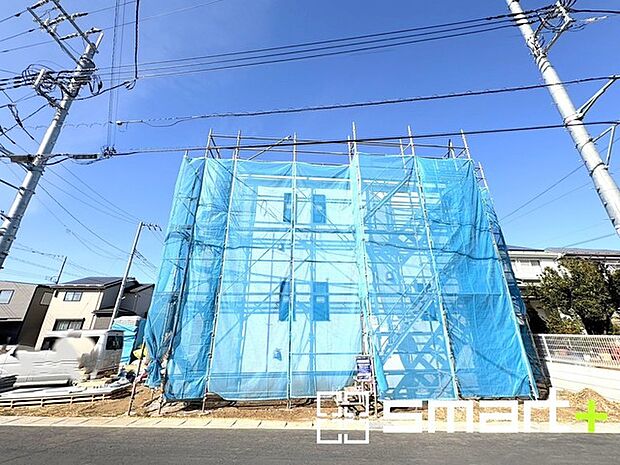 〜風にも強い強靭な建物〜 ・住宅性能評価において「耐風等級2」を取得。 ・大型の台風など暴風にも耐える、強靭な建物となっております。 