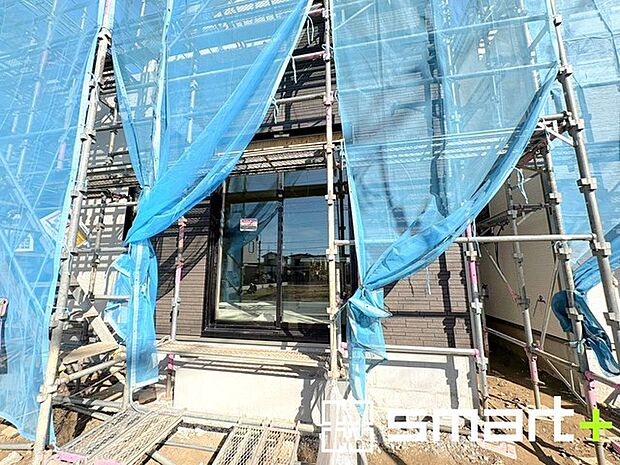 ~風にも強い強靭な建物~ ・住宅性能評価において「耐風等級2」を取得。 ・大型の台風など暴風にも耐える、強靭な建物となっております。