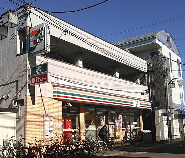 セブンイレブン初石駅前(480m)
