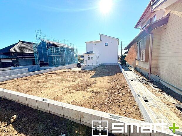 〜完成物件もご案内可能〜 ・ご案内時には実際の立地に加え、同メーカー・同仕様の完成物件もご案内可能です。 ・ぜひ現地と建物をご覧いただき、具体的にイメージしてみてくださいませ。 