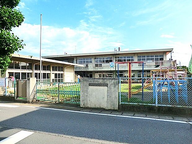 荒川沖保育所(1600m)