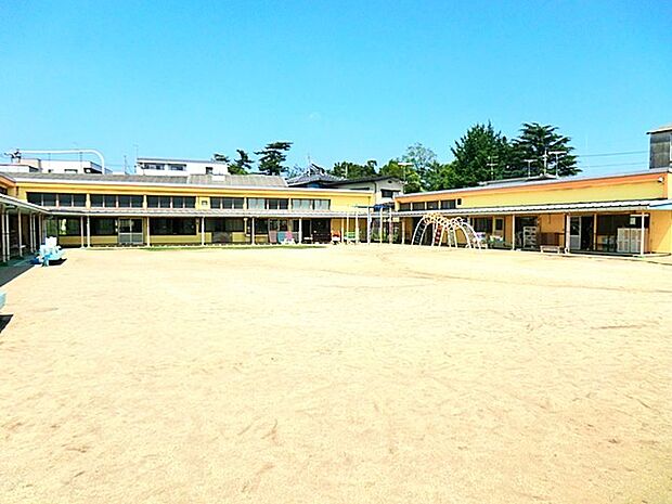 花輪保育所(600m)
